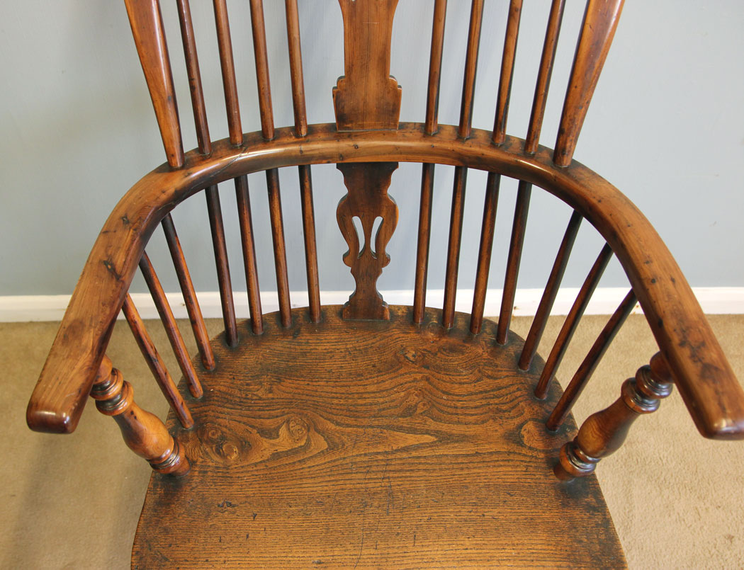 12163r7 Antique Yew Wood Windsor Chair,