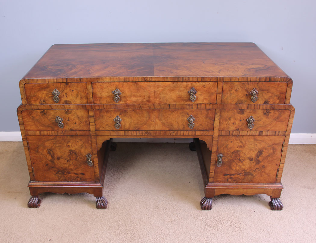 12052r16 Antique Burr Walnut Dressing Table,
