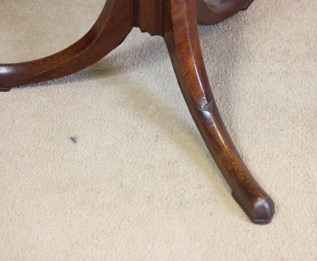 12229r4 Georgian Mahogany Tripod Occasional Table,