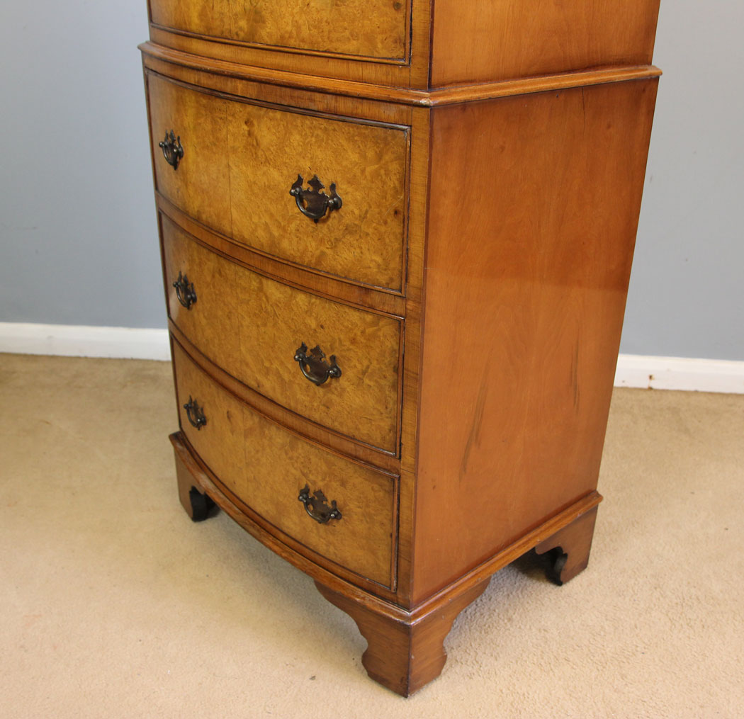12231r11 Burr Walnut Chest on Chest of Drawers,