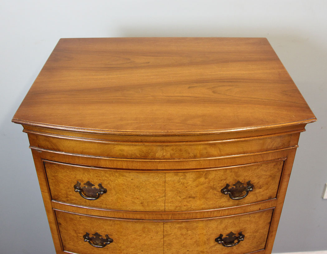 12231r12 Burr Walnut Chest on Chest of Drawers,