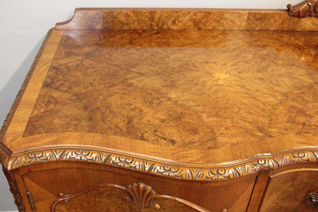 12234r10 Burr Walnut Antique Sideboard Server,