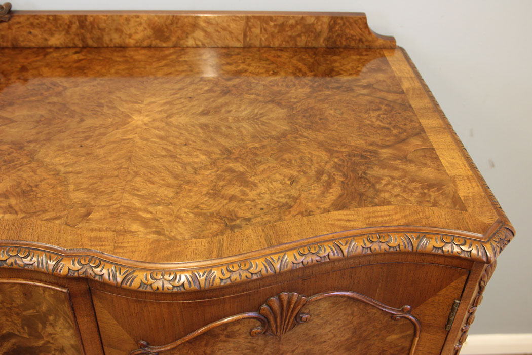 12234r9 Burr Walnut Antique Sideboard Server,