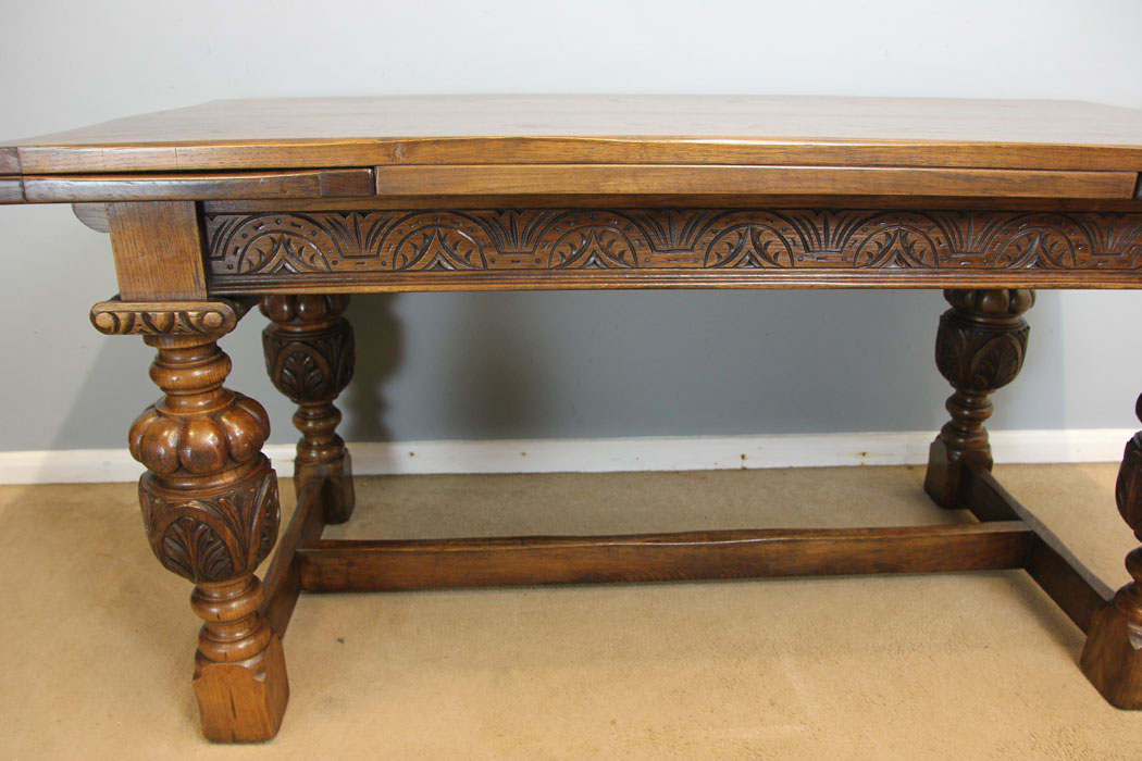 12257r5 Antique Oak Refectory Drawleaf Framhouse Extending Dining Table,