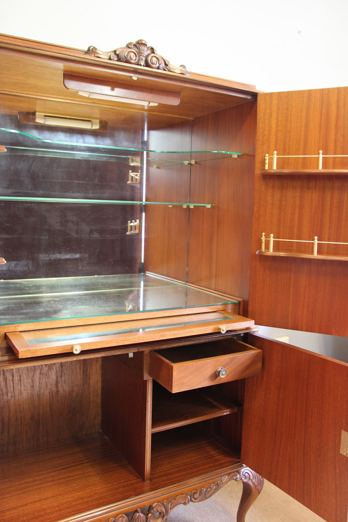 12262r9 Burr Walnut 20th Century Cocktail Drinks Cabinet,