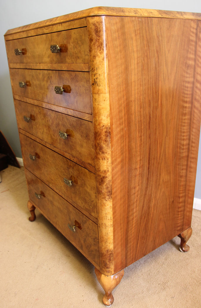 12269r3 Quality Burr Walnut Antique Chest Drawers,