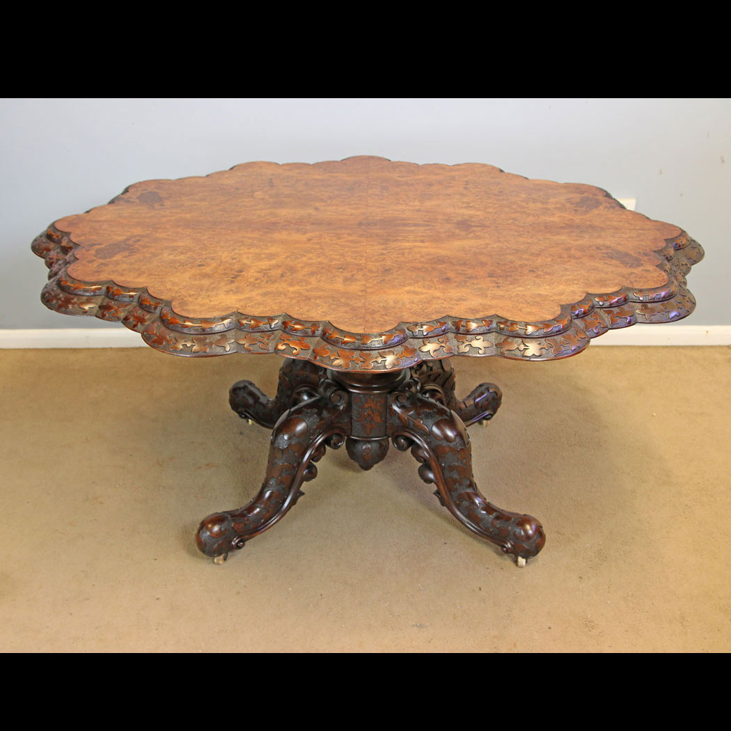 12291r01 Quality Victorian Centre Walnut Dining Table, Quality Victorian Centre Burr Walnut Dining Table