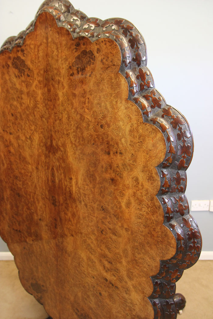 12291r7 Quality Victorian Centre Walnut Dining Table,