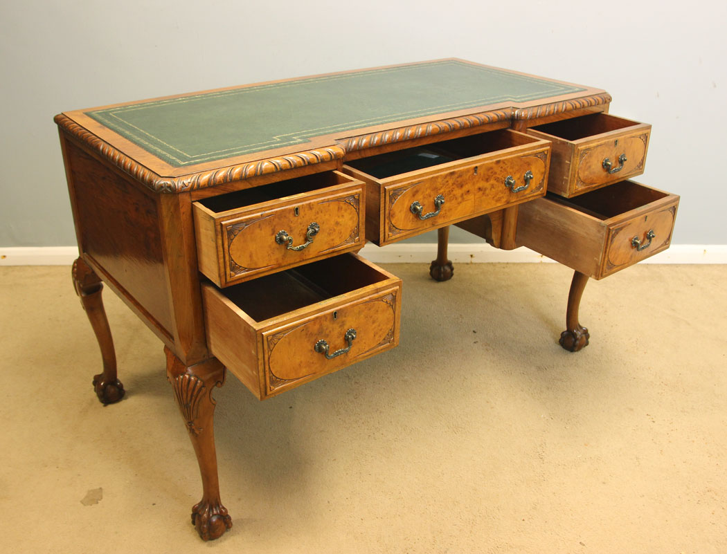 12355r12 Antique Walnut Queen Anne Style Writing Table Desk, Antique Walnut Queen Anne Style Writing Table Desk