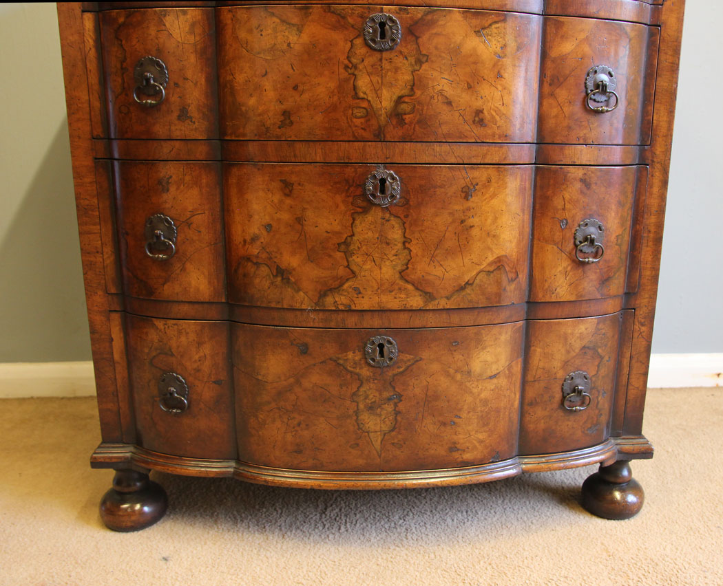 12374r6 Antique Burr Walnut Bow Front Chest of Drawers, Antique Small Burr Walnut Bow Front Chest of Drawers