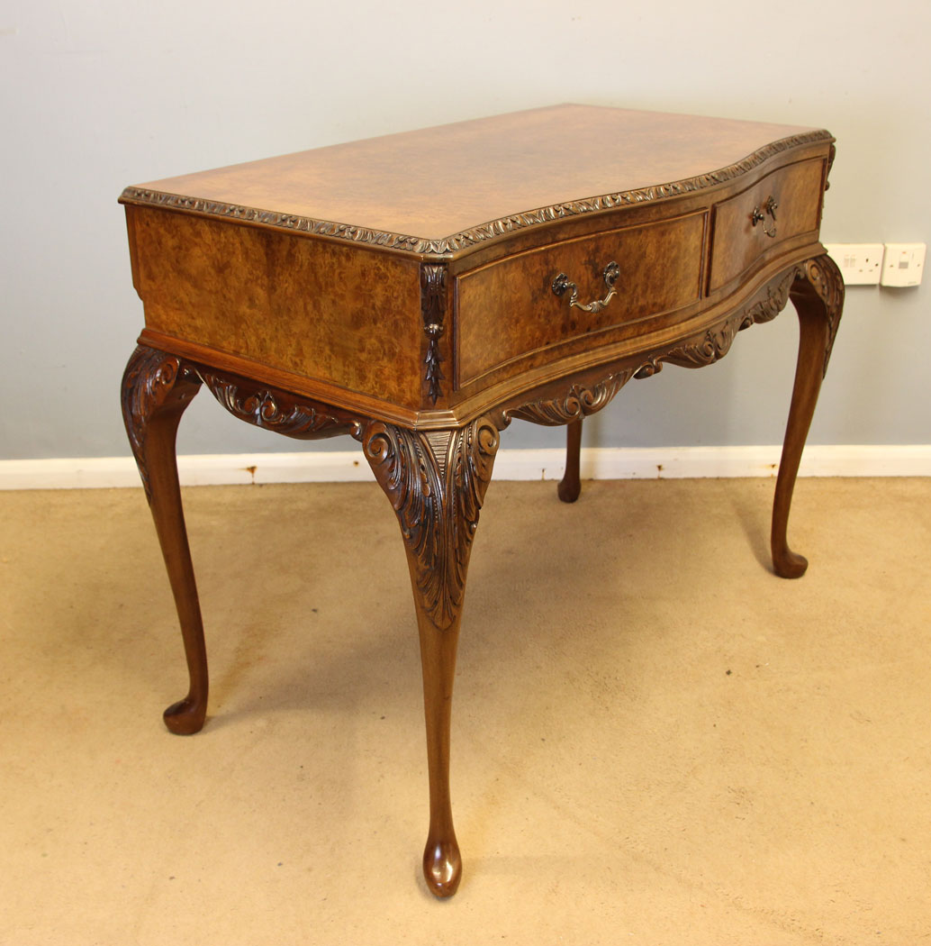 12377r3 Antique Burr Walnut Serving Side Table, Antique Serpentine Burr Walnut Serving Side Table