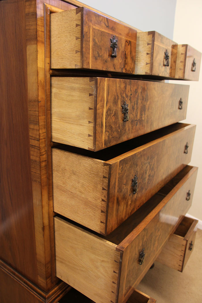 12391r10 Antique Burr Walnut Chest of Drawers, Antique Quality Burr Walnut Tallboy Chest of Drawers