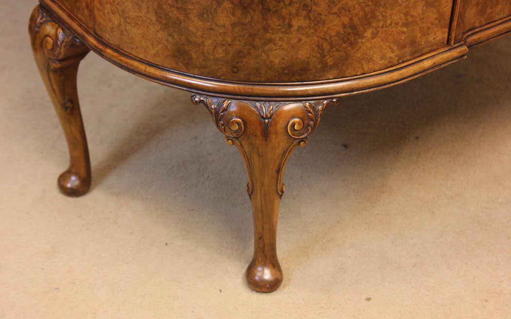 12425r6 Quality Antique Burr Walnut Side Cabinet Sideboard, Quality Burr Walnut Side Cabinet
