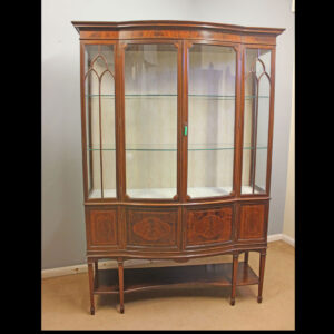 Edwardian Inlaid Mahogany Bow Front Display Cabinet