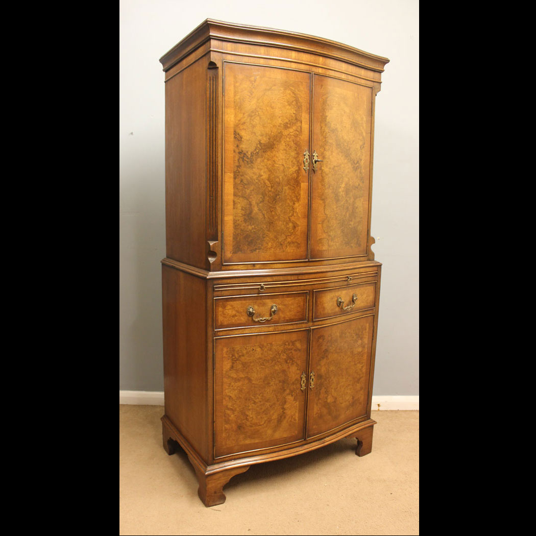 12449r01 Burr Walnut Cocktail Drinks Cabinet, Burr Walnut Cocktail Drinks Cabinet