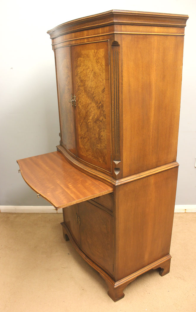 12449r8 Burr Walnut Cocktail Drinks Cabinet, Burr Walnut Cocktail Drinks Cabinet