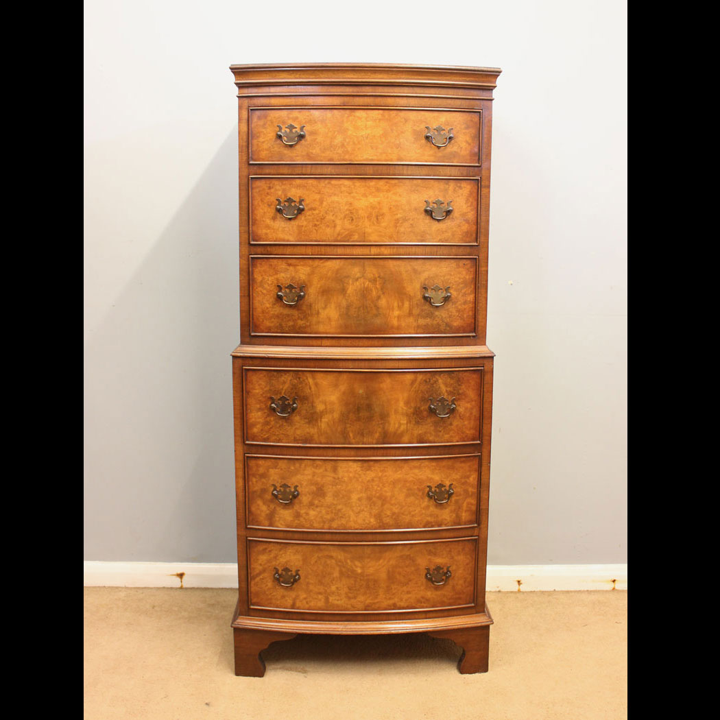 12450r01 Burr Walnut Chest on Chest of Drawers. Burr Walnut Chest on Chest of Drawers