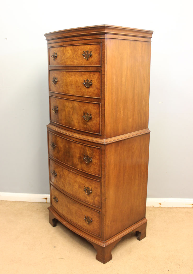 12450r2 Burr Walnut Chest on Chest of Drawers. Burr Walnut Chest on Chest of Drawers