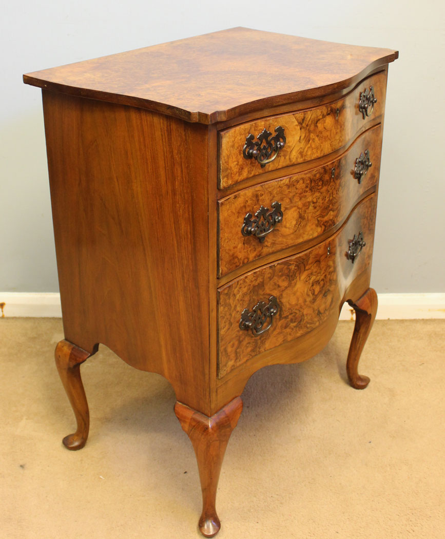 12453r13 Antique Burr Walnut Bedside Chest Drawers, Antique Burr Walnut Bedside Chest of Drawers