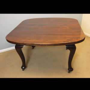 Antique Mahogany Extending Dining Table