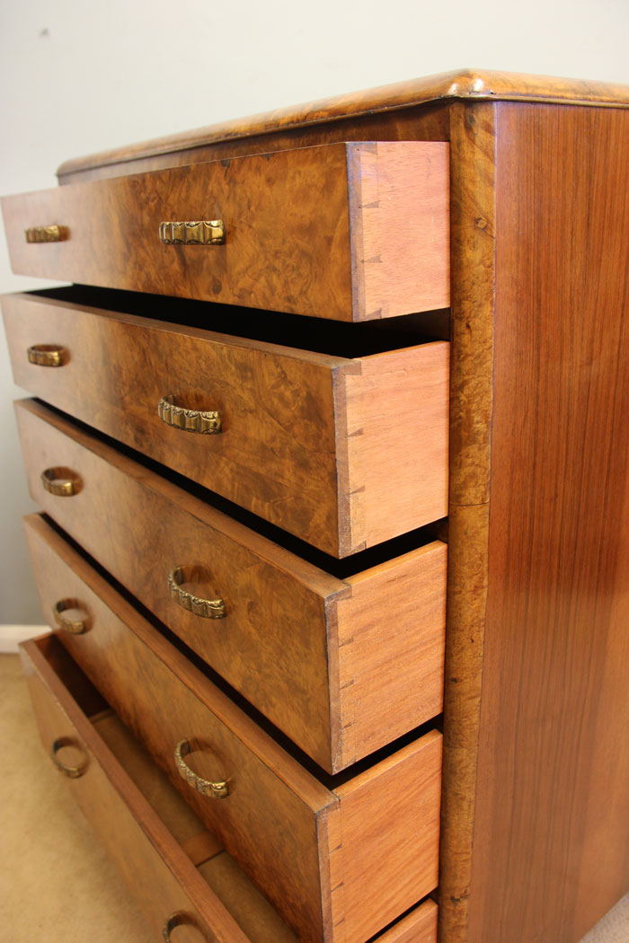 12530r12 Antique Walnut Chest of Drawers Quality Antique Burr Walnut Chest of Drawers