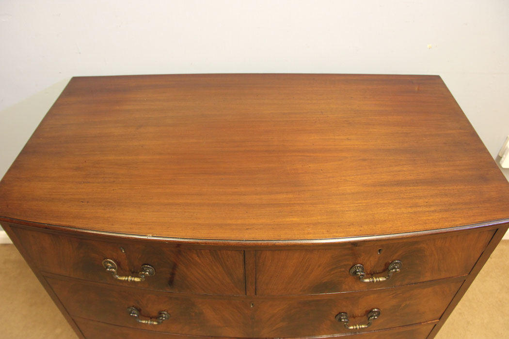 12537r10 Antique Mahogany Bow Front Chest of Drawers, Antique Mahogany Bow Front Chest of Drawers