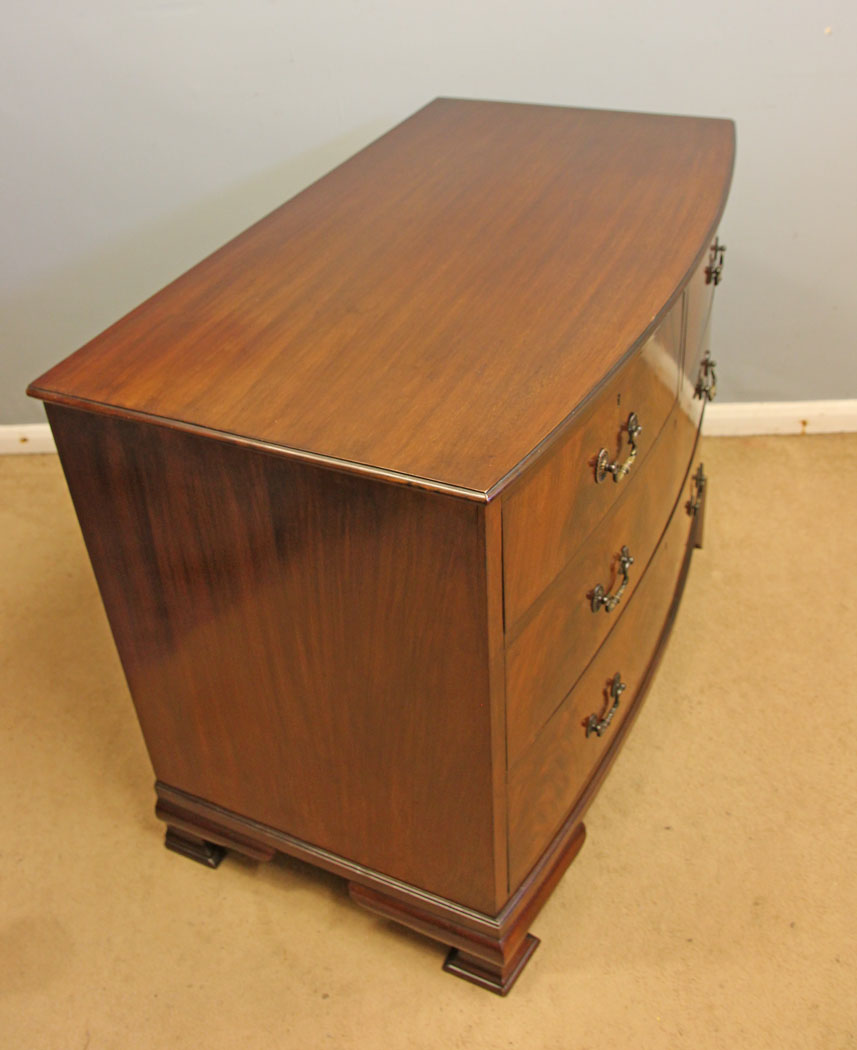 12537r5 Antique Mahogany Bow Front Chest of Drawers, Antique Mahogany Bow Front Chest of Drawers