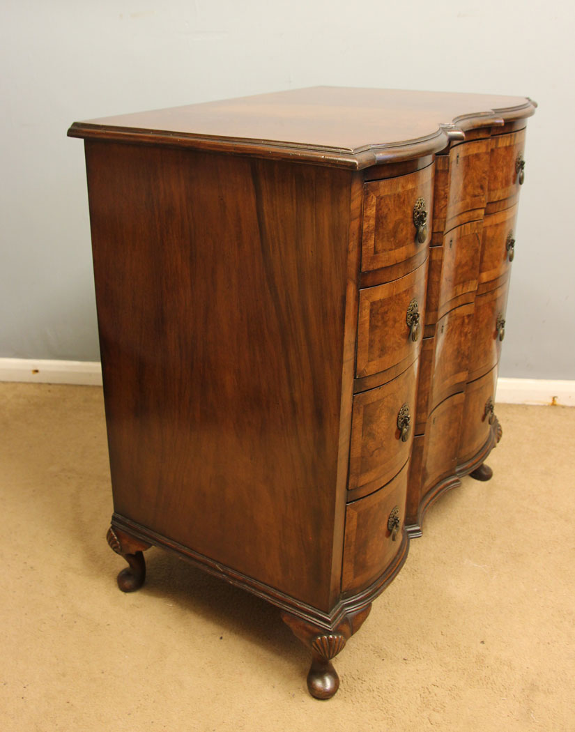 12545r3 Antique Burr Walnut Chest of Drawers, Antique Burr Walnut Chest of Drawers