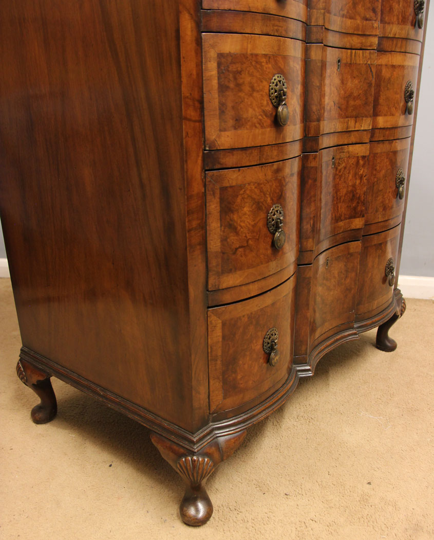 12545r7 Antique Burr Walnut Chest of Drawers, Antique Burr Walnut Chest of Drawers