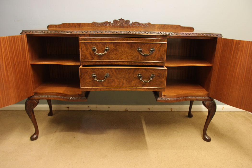 12571r9 Antique Burr Walnut Sideboard, Antique Burr Walnut Serpentine Front Sideboard Server